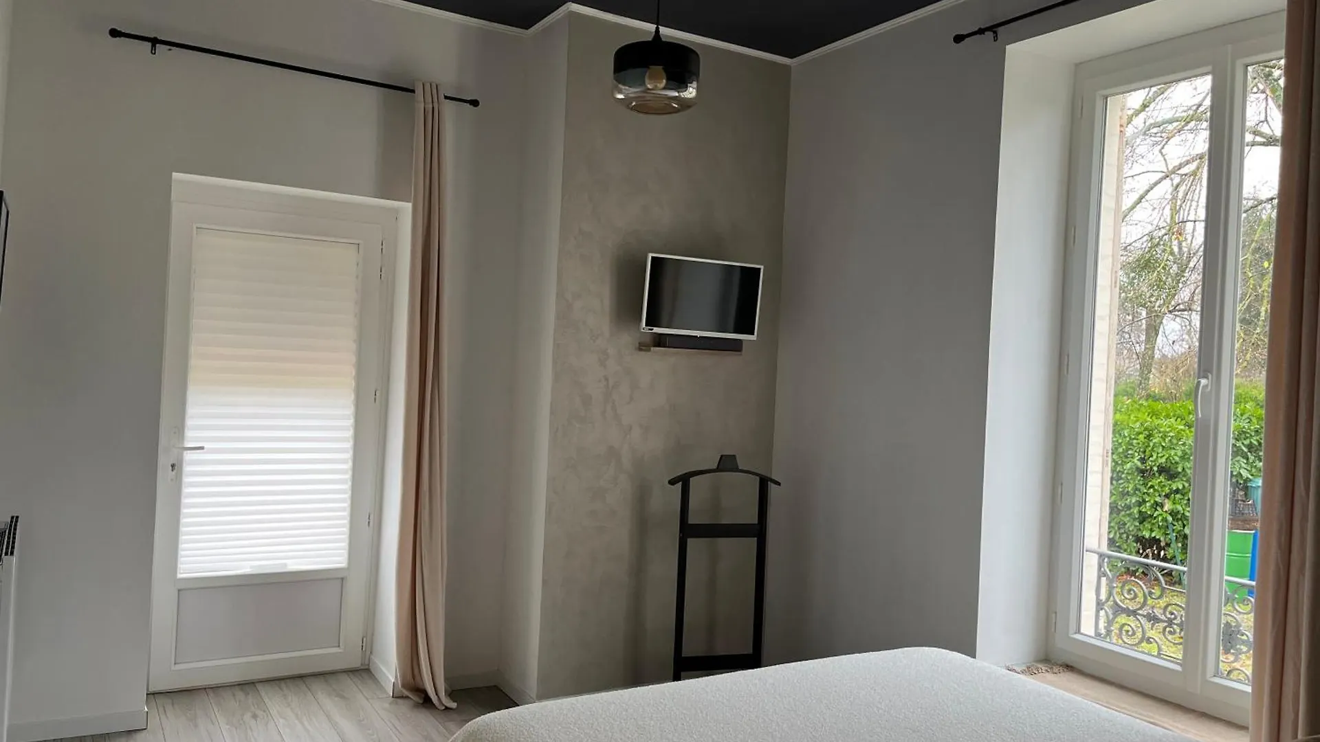 Maison 85 M2 Deux Chambres Cazeres
