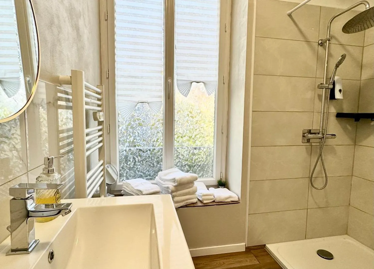Maison 85 M2 Deux Chambres Cazeres 0*,